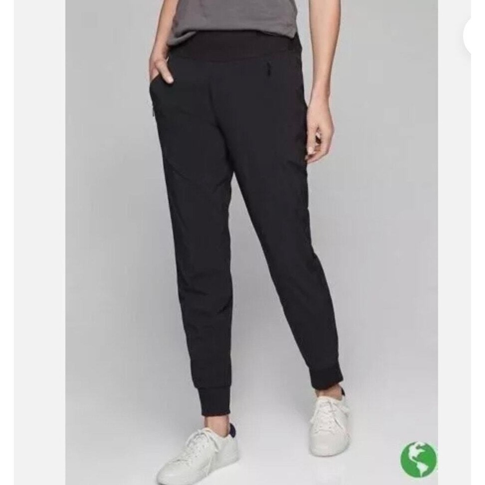 Athleta Lined Soho Jogger pants 907899 black Women's Size 6 athletic